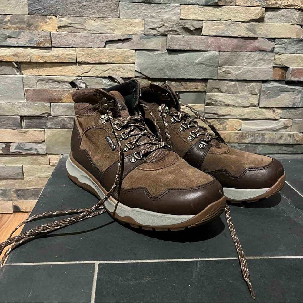 Kodiak “Stave” Brown Leather Waterproof Insulated Hiking Boots Men’s 9 / Unisex